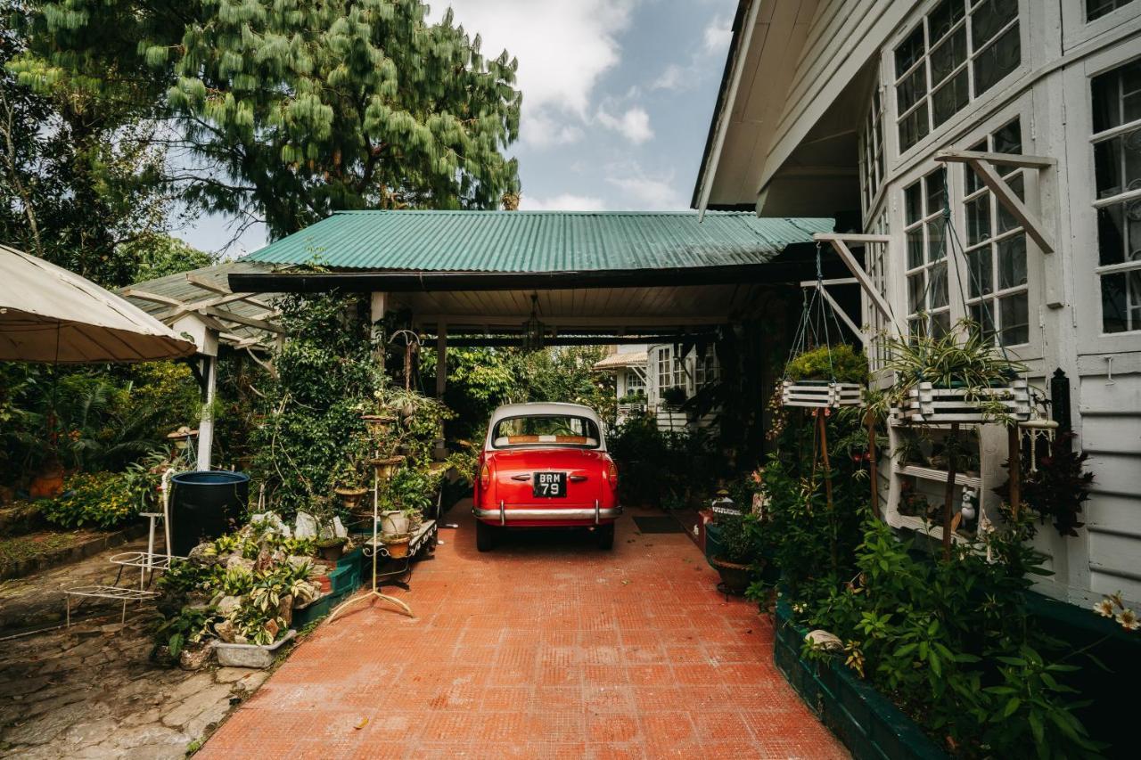 Rock Cliff Home Stay 실롱 외부 사진